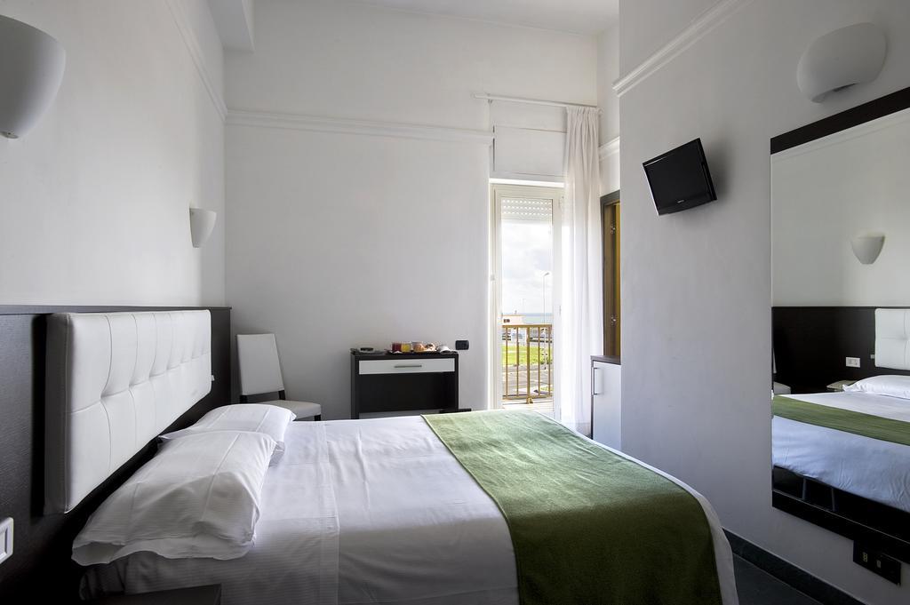 Dipendenza Hotel Bellavista Lido di Ostia Habitación foto